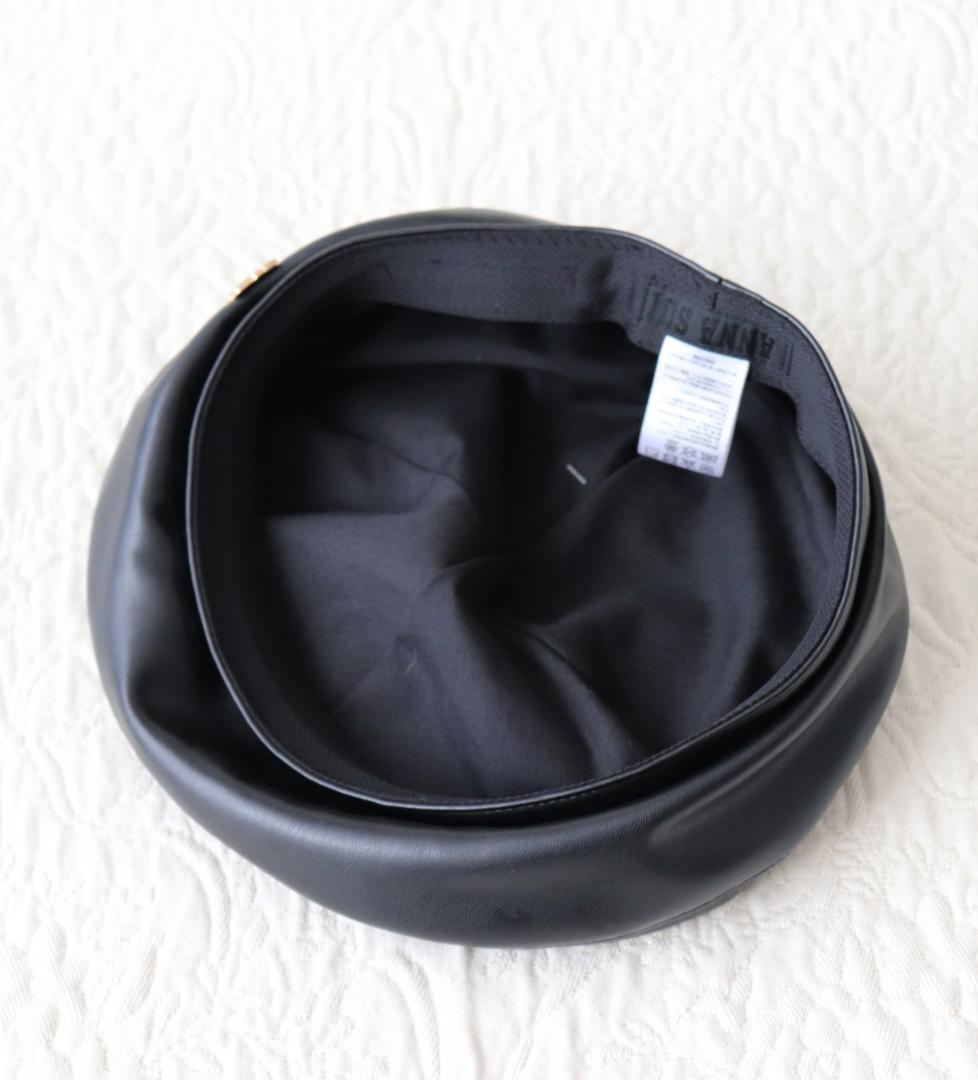 新品【アナスイ】猫耳付き フェイクレザー ベレー帽 黒 M-S 調節可