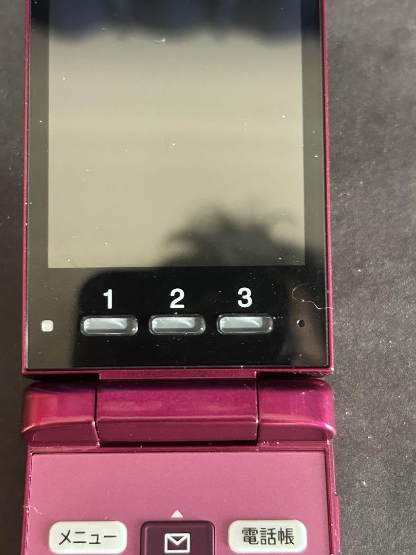 【美品】キョーセラ　au　KYF38　かんたん携帯　ガラケー　ピンク　充電器付 美品】キョーセラ au KYF38 かんたん携帯 ガラケー ピンク 充電器付