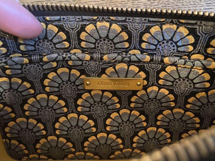 miumiu ストラップ付きクラッチバッグ 2QUWb-m21735143157 NEW得価