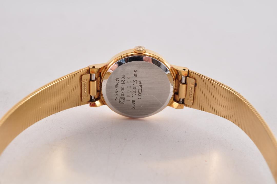 SEIKO セイコー クォーツ SGP 金メッキ ラウンド腕時計 電池交換済み