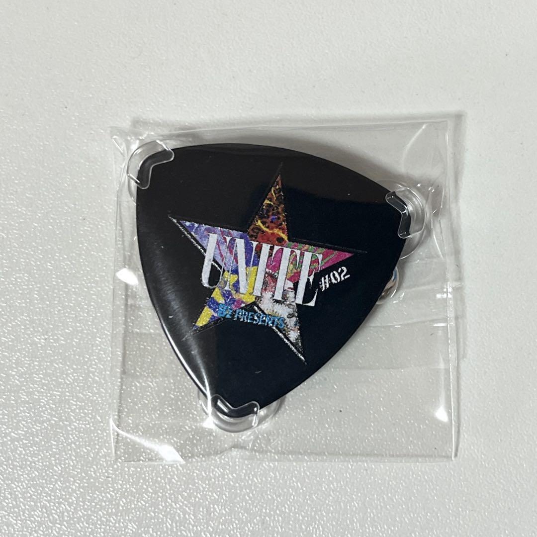 B'z UNITE #02 ガチャガチャ ピックバッジ - メルカリ