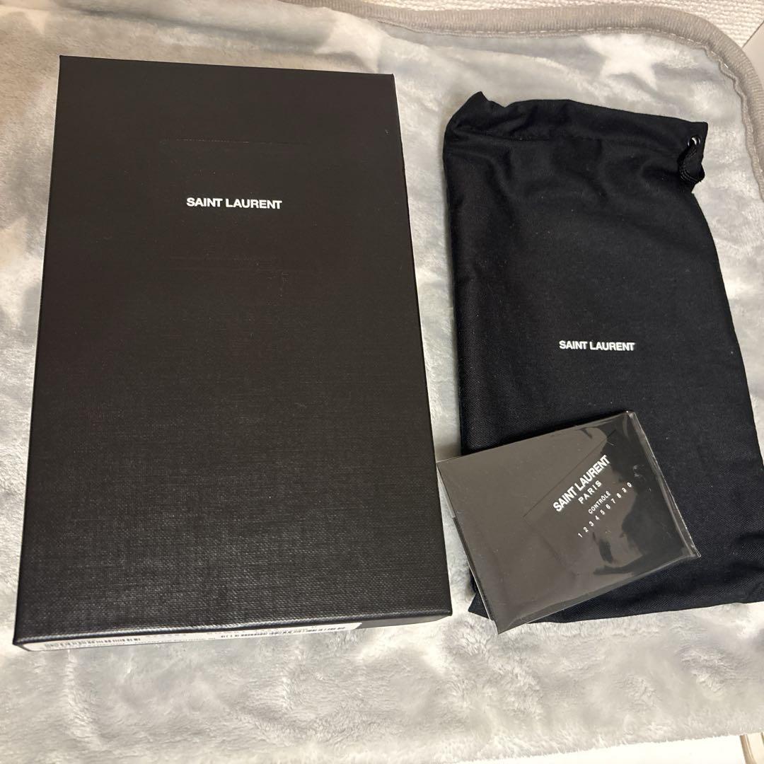 YSL キルティング レザー 長財布