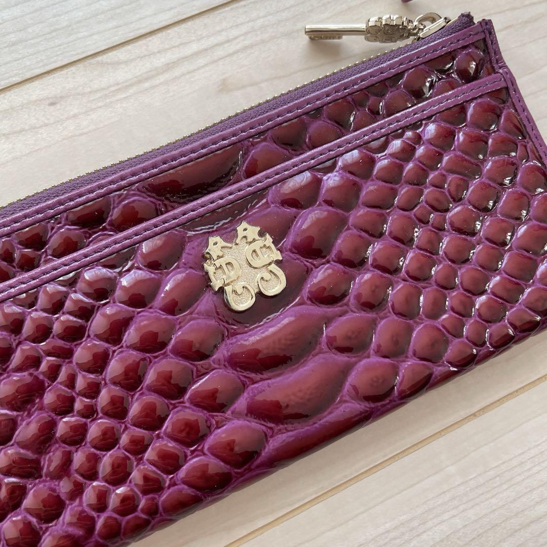 【★Momo★】MCM パープル 長財布 A6129 美品] MCM 長財布 センターロゴ 紫 パープル レザー ゴールド 型