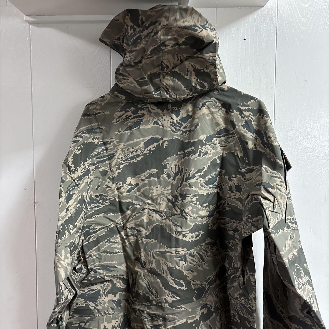 新品　未使用品　米軍実物　ABU GORE−TEX ジャケット　MEDIUM