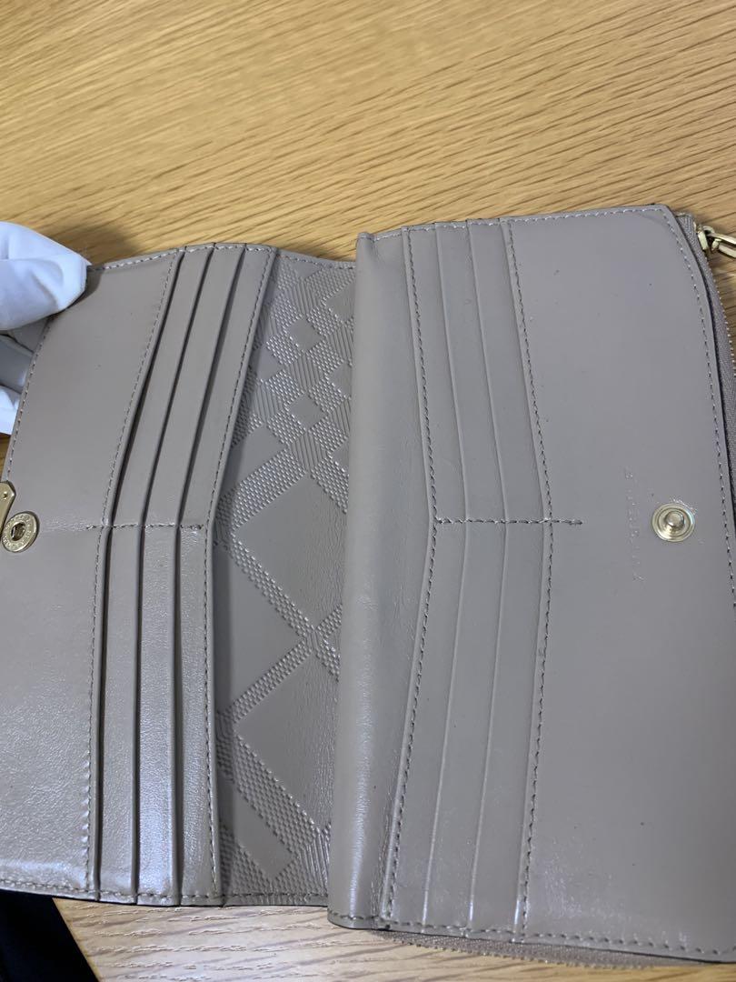 バーバリー財布　正規品