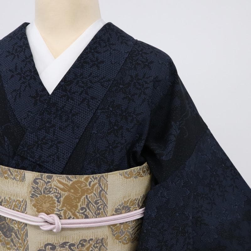 【単衣】塩沢絣　雪塩沢　葡萄唐草のライン　濃紺　正絹　着物　小紋　25K62
