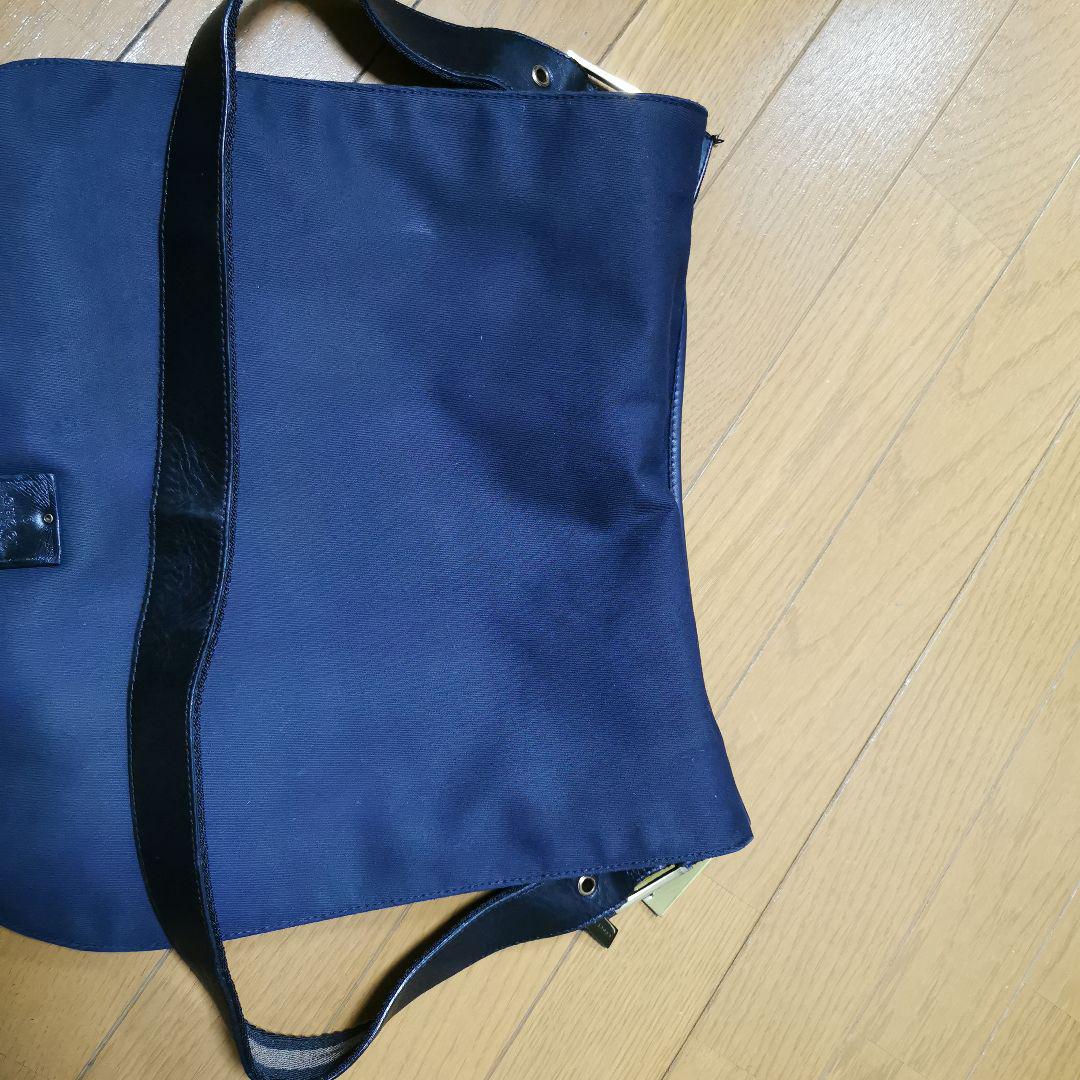 GUCCI ショルダーバッグ 中古品です。 画像10