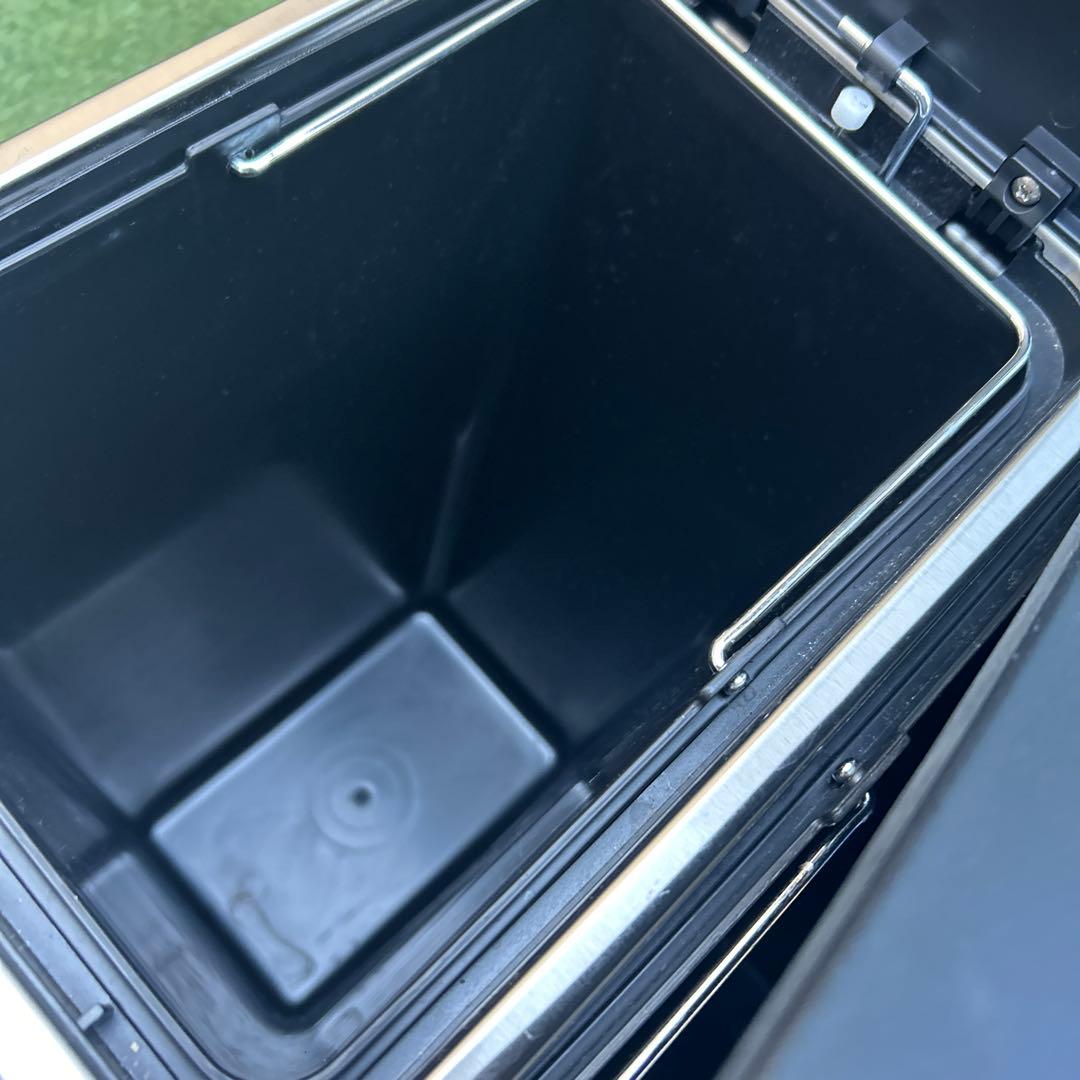 BONDX ステンレススチール コンパートメントビン BONDX ステンレススチール コンパートメントビン