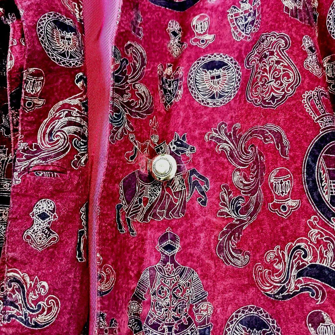 美品✨MAXIME✨豪華騎士柄 総柄 レザー ロングコート 44 イタリア製 美品✨MAXIME✨豪華騎士柄 総柄 レザー ロングコート 44 イタリア製