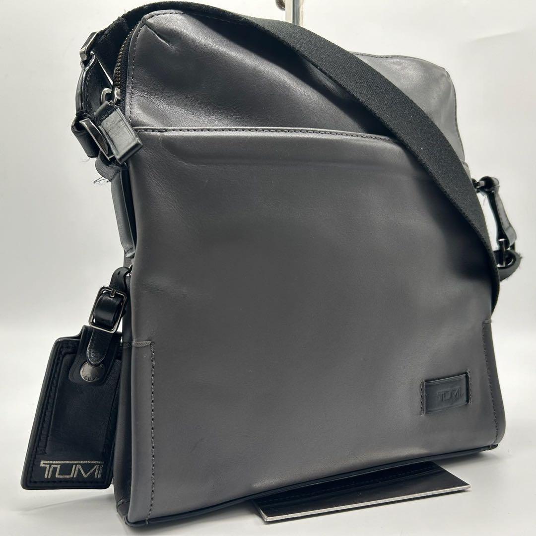 美品 トゥミ TUMI ショルダーバッグ メッセンジャーバッグ ハリソン レザー