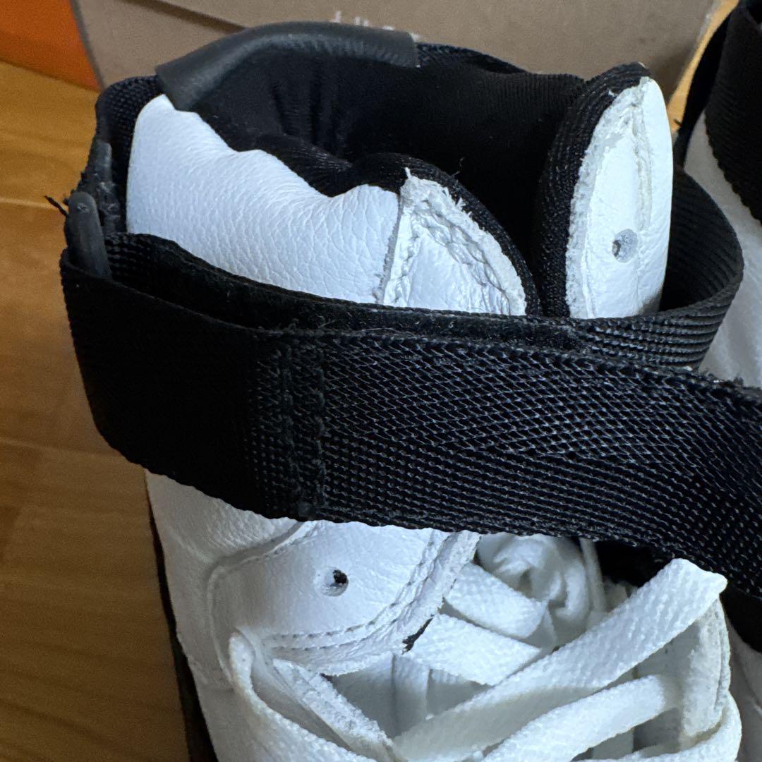Nike エアフォース　ハイカットスニーカー