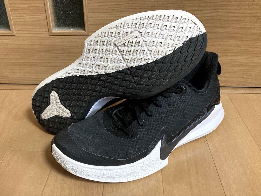 NIKE MAMBA FOCUS ナイキ マンバ フォーカス