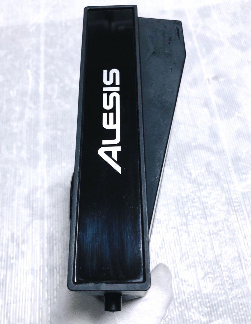 ALESIS