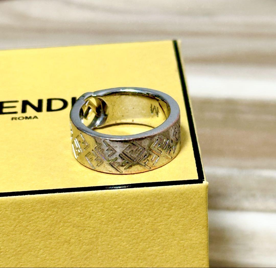 FENDI FFリング　シルバーリング 箱付き