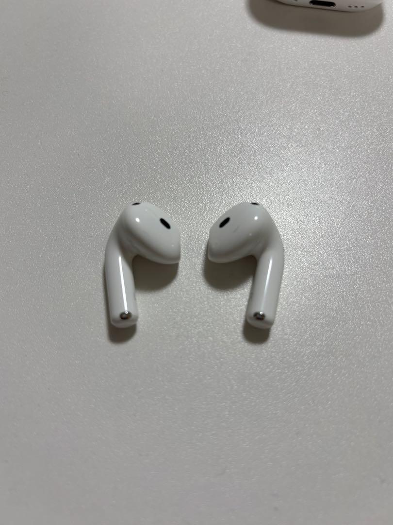 Apple AirPods 4 美品 (ANC搭載）MXP93J/A TWVRK