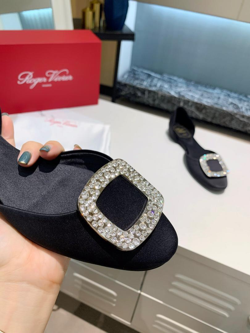 Roger Vivier Chips チップス 方钻フラットシューズ ブラック