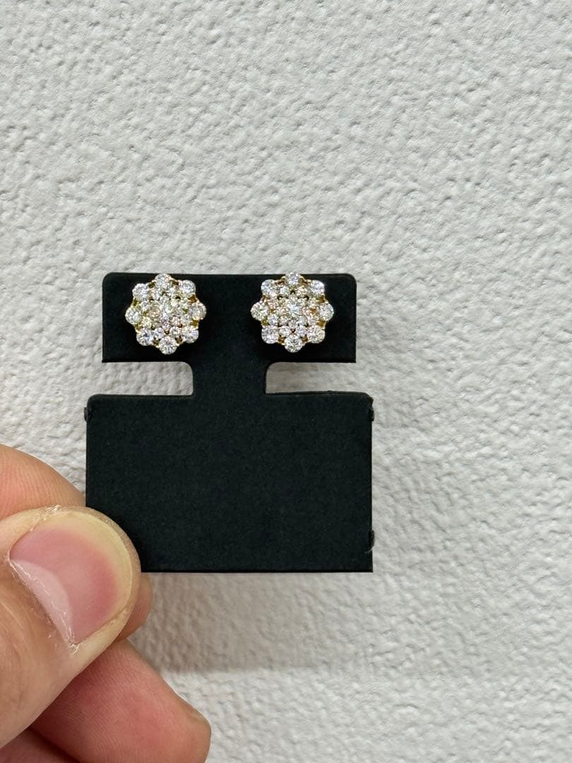 ★1.00ct★✨パヴェダイヤモンド雪結晶K18ピアスイヤリング ★1.00ct★✨パヴェダイヤモンド雪結晶K18ピアスイヤリング