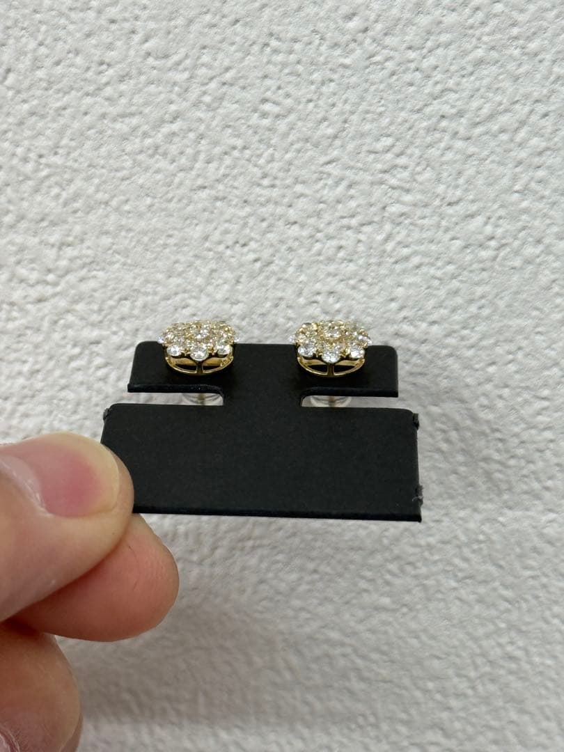 ★1.00ct★✨パヴェダイヤモンド雪結晶K18ピアスイヤリング ★1.00ct★✨パヴェダイヤモンド雪結晶K18ピアスイヤリング