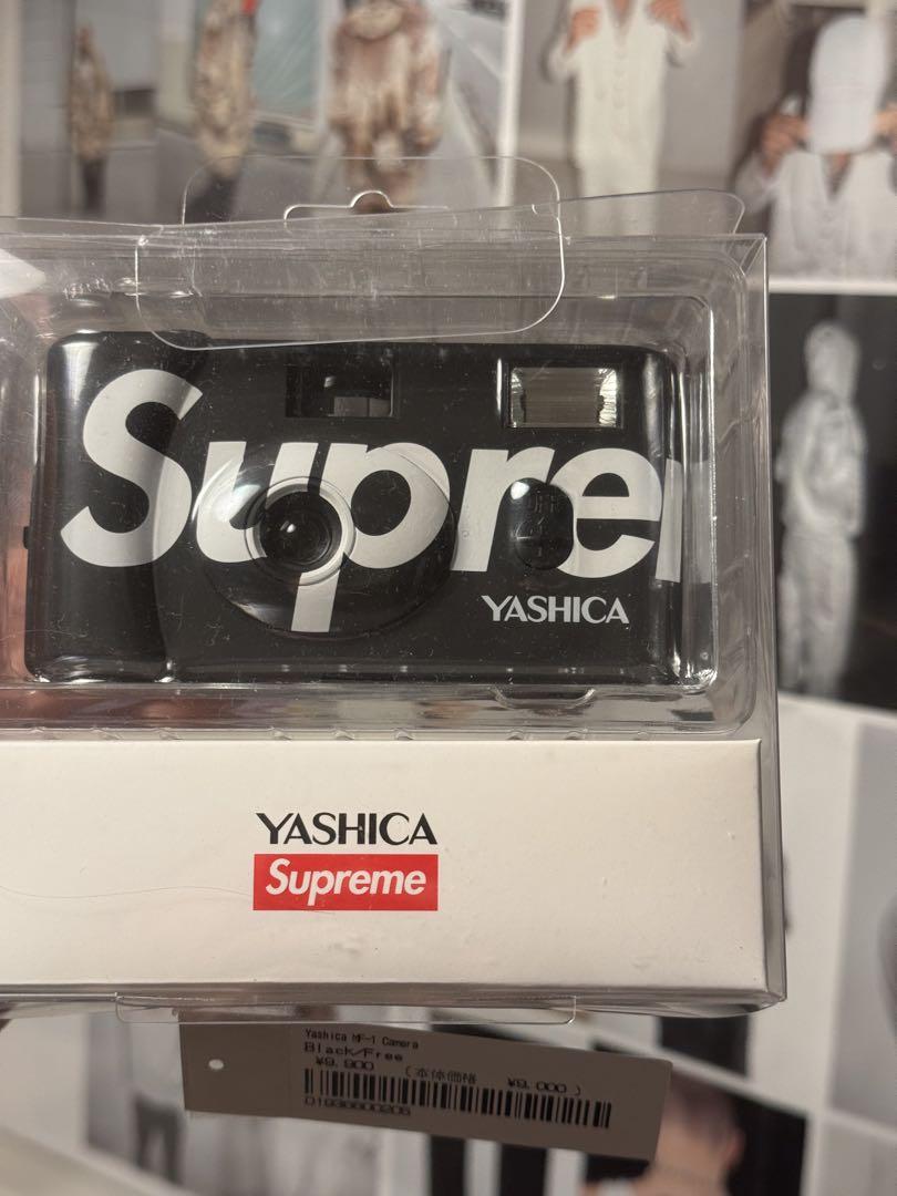 YASHICA Supreme 35mmフィルムカメラ