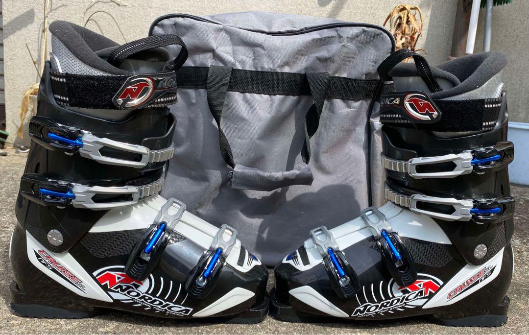 Nordica スキーブーツ 男性用 収納バッグ付き