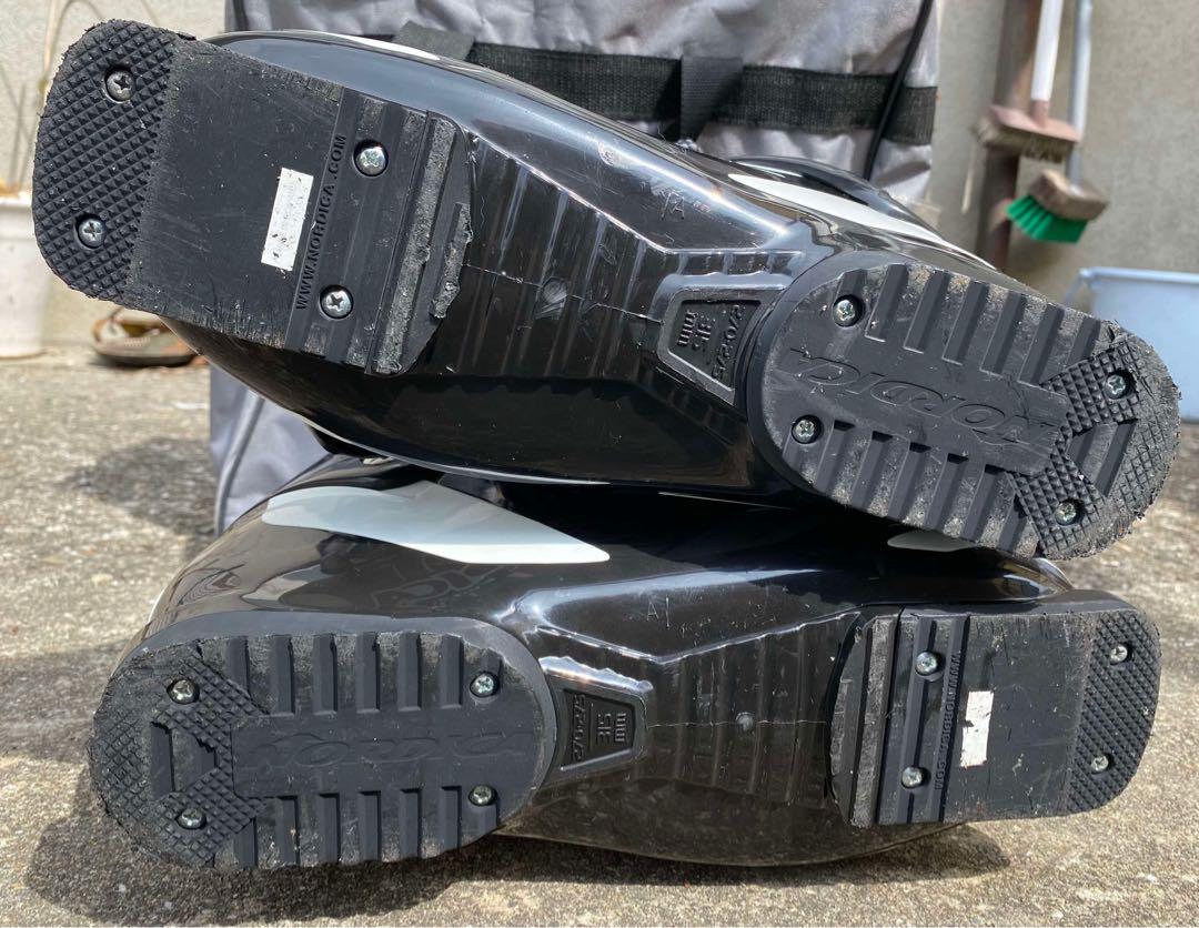Nordica スキーブーツ 男性用 収納バッグ付き
