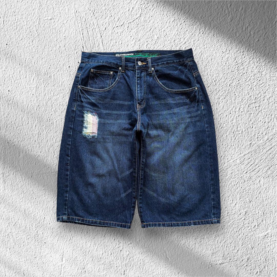 格安saleスタ denim wide buggy FREAKY 00s shorts メルカリ - 34 パンツ