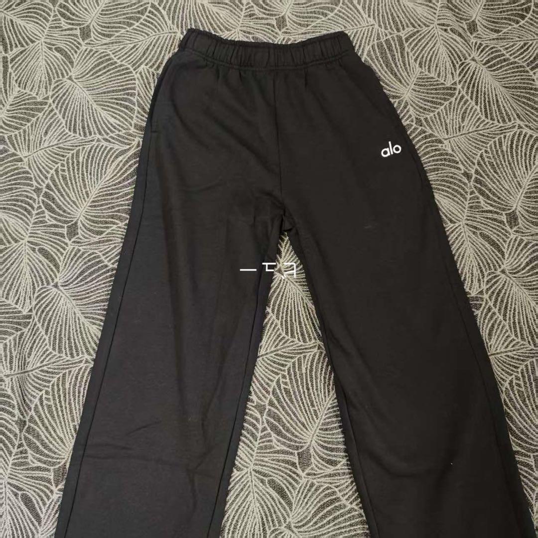 新品未着用⭐︎aloyoga アローヨガ スエットパンツ ストレート Mサイズ ALO Yoga(アロー) スウェットパンツ(メンズ) - 海外通販のBUYMA
