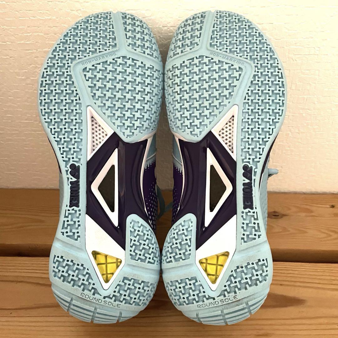 ヨネックス　YONEX シューズ　SHBELZ2