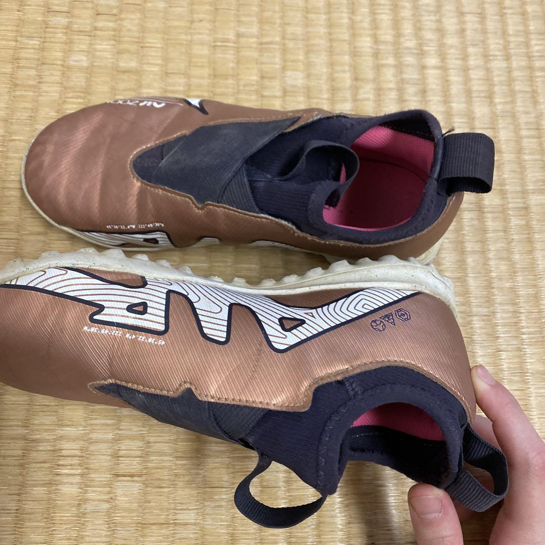 サッカー靴　NIKE 21㎝