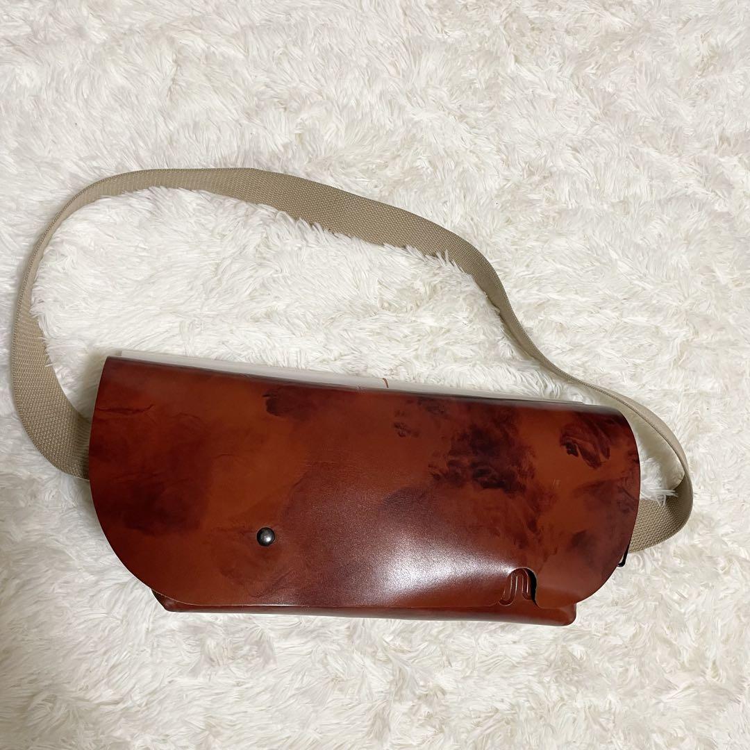Uni&co メッセンジャー ショルダーバッグ ユニアンドコー キャメル レザー