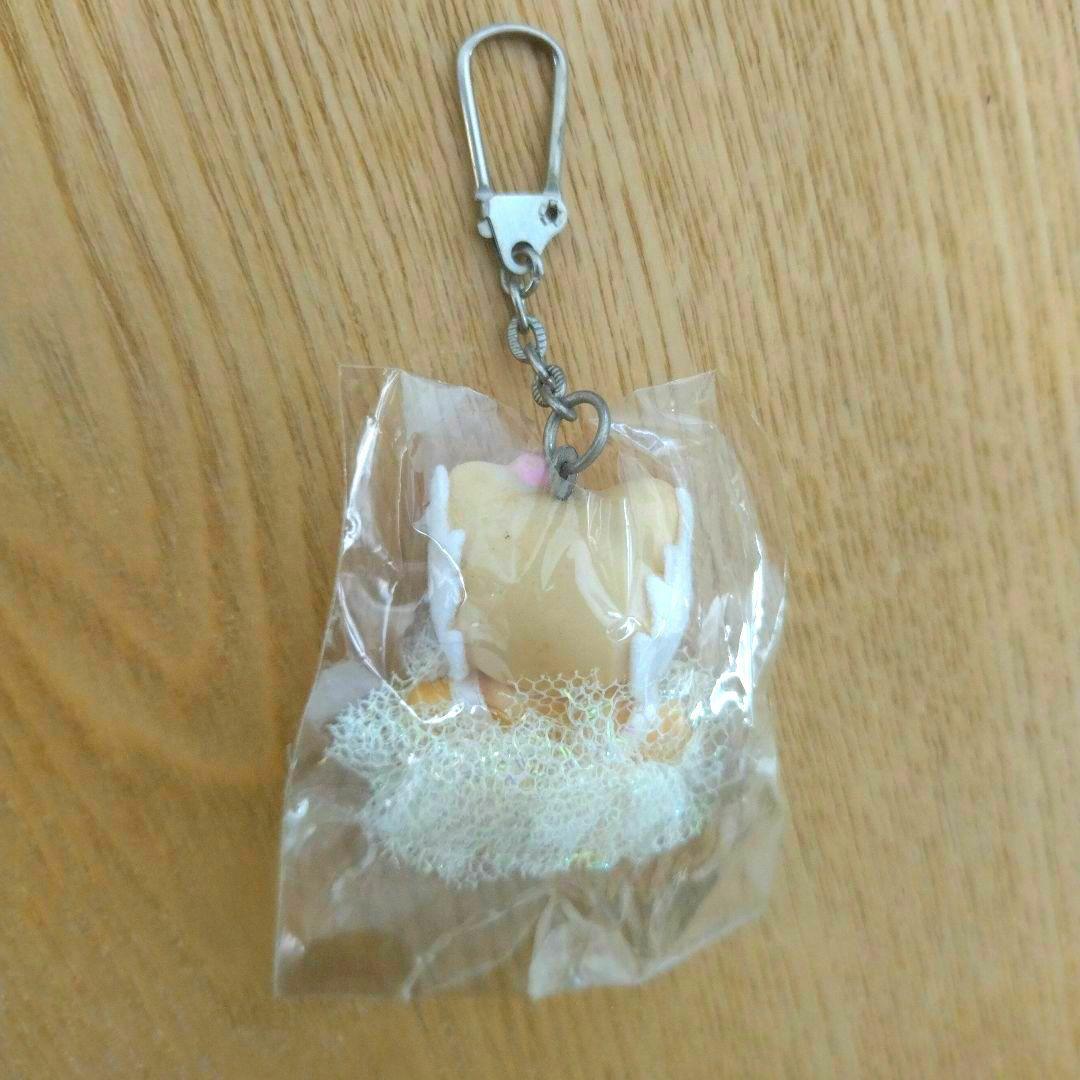 キティちゃん　ハローキティ　コスチュームドール　キーホルダー　３つセット