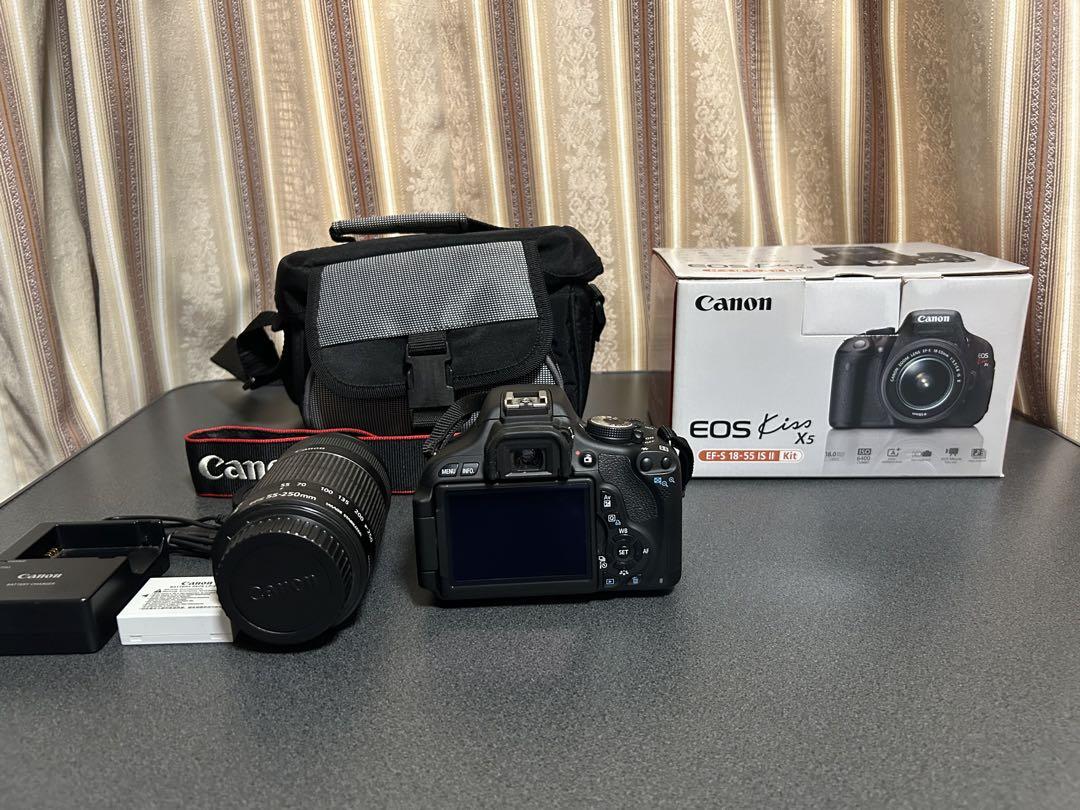 Canon EOS Kiss X5 ダブルズームキット　バック付き