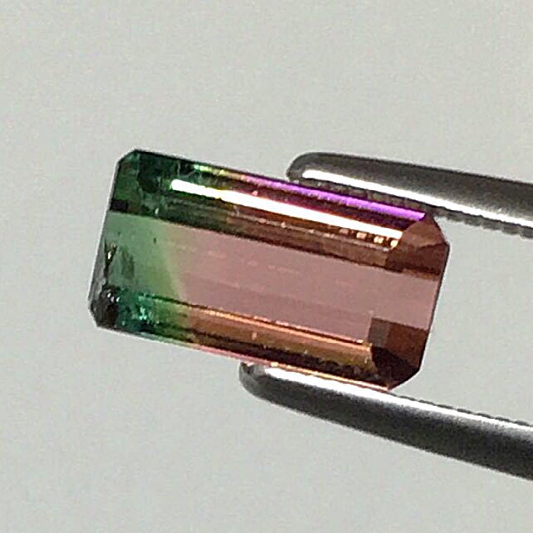 《宝石⚜ルース》希少☆天然パーティーカラー トルマリン 1.765ct 鑑付