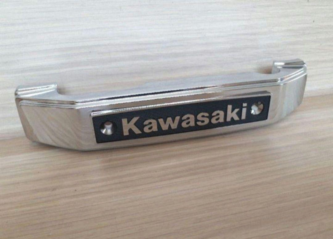 カワサキ　ゼファー1100　ステムエンブレム　三叉カバー　カワサキエンブレム
