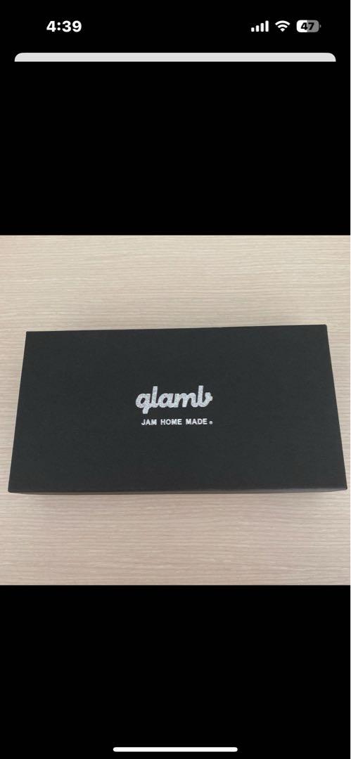 財布　glamb グラム