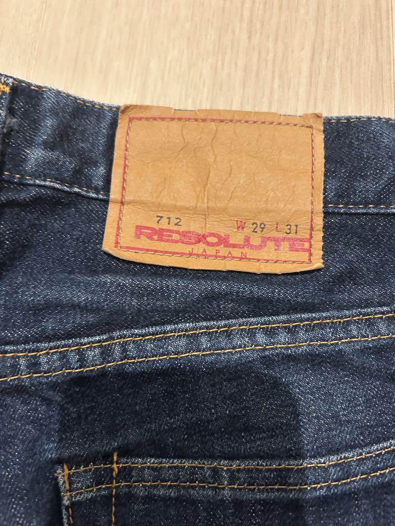 RESOLUTE 712 W29 L31 ダークブルージーンズ
