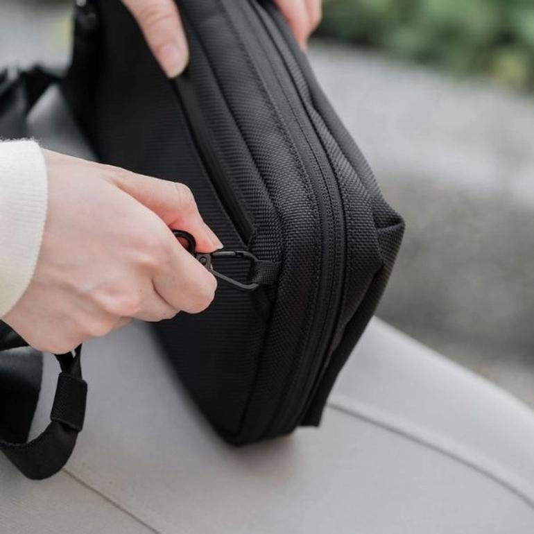 ■新品■CASEFINITE■THE TOKYO TECHPACK POUCH