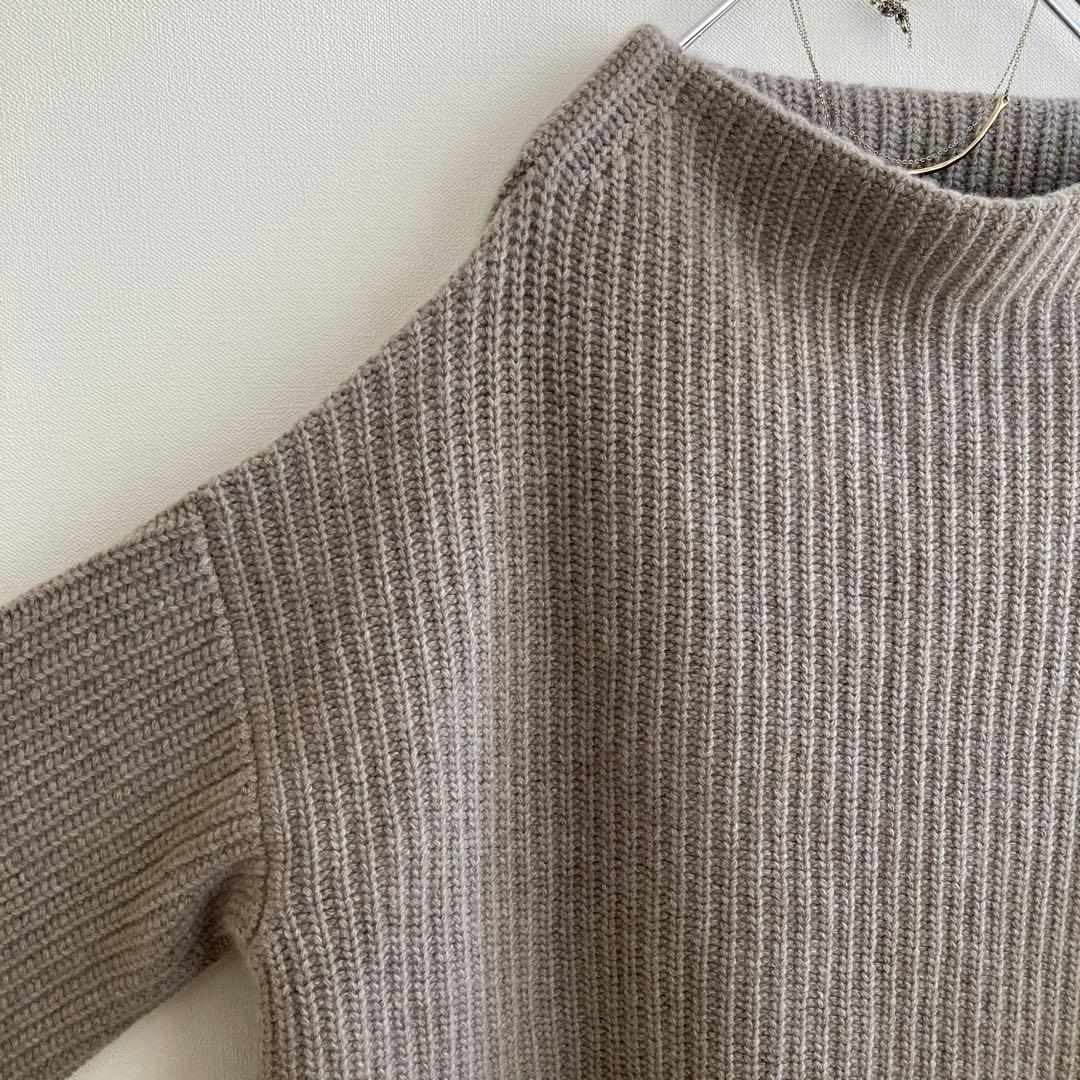 美品 アパルトモン ドゥーズィエムクラス ボートネック リブニット グレージュ タグ付き未使用品☆アパルトモン☆ボートネックアゼニット