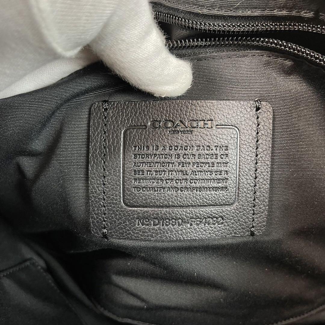 極美品✨コーチCOACH メンズ メッセンジャーバッグ 大容量　黒