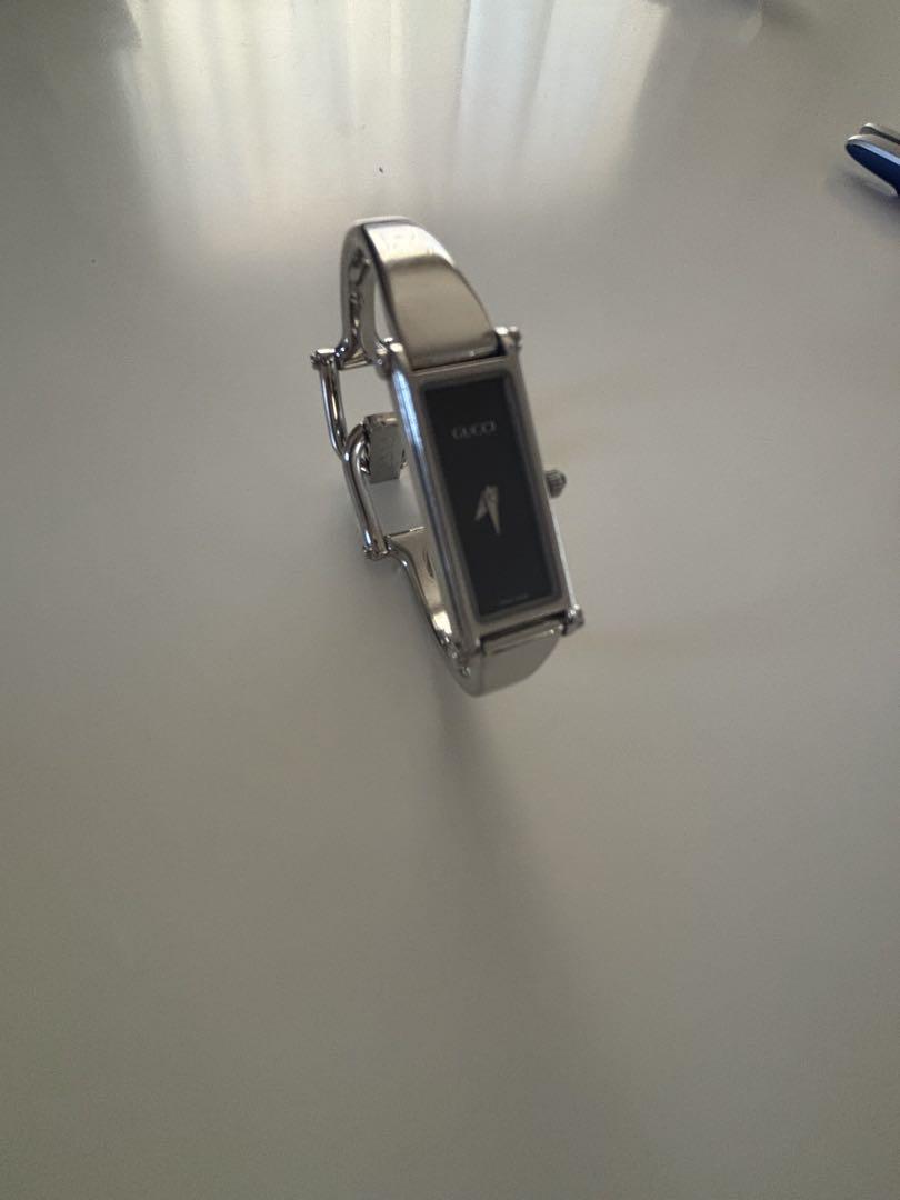 GUCCI 腕時計 1500L シルバー