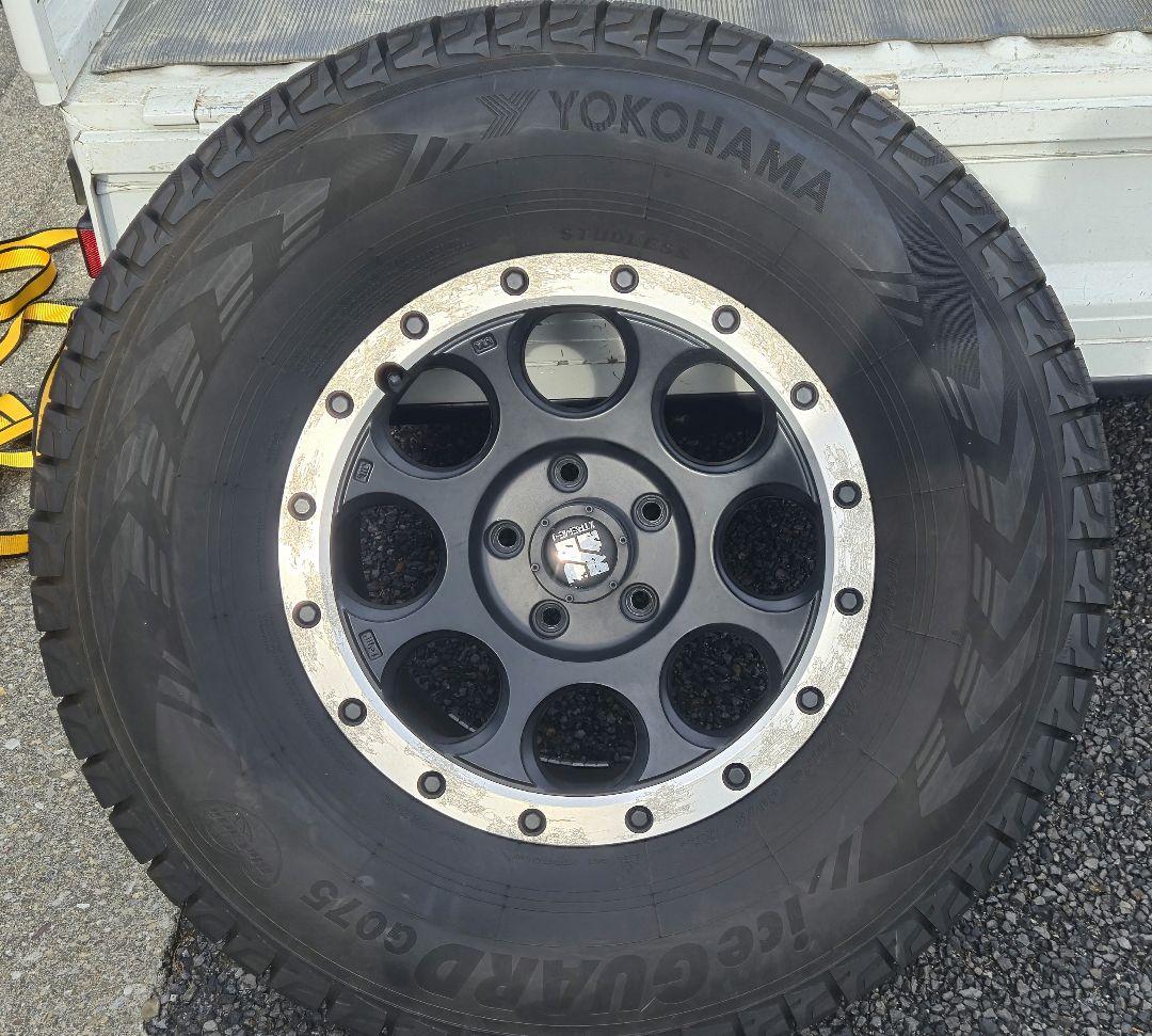 ヨコハマ　アイスガード　315/ 70R17 スタッドレス 4本セット バリ溝
