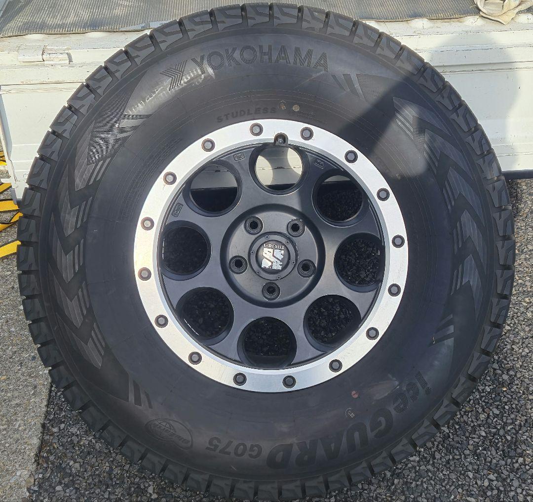 ヨコハマ　アイスガード　315/ 70R17 スタッドレス 4本セット バリ溝