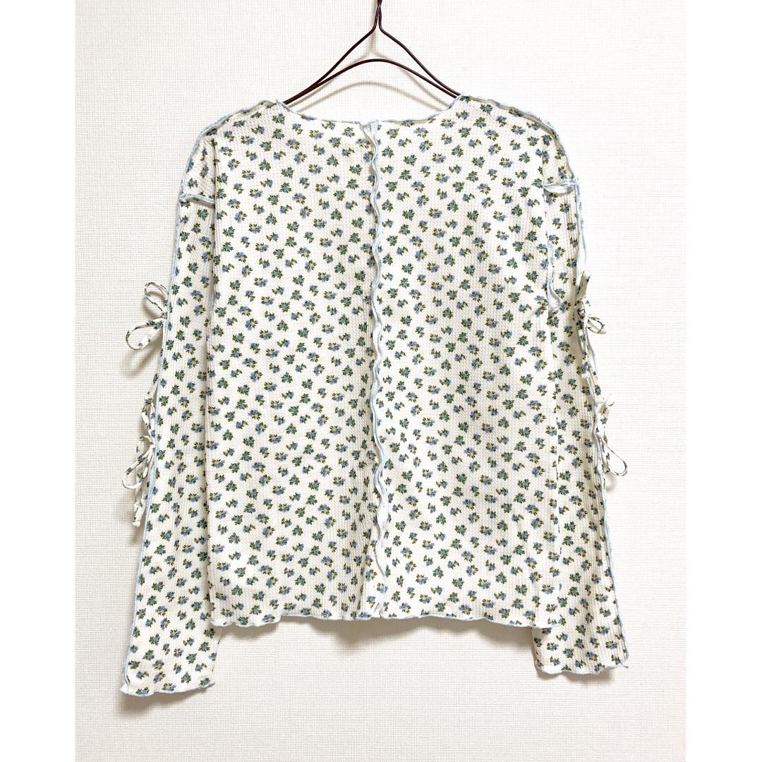 merry jenny 新品 ブルー カットアウト flowerサーマルtops