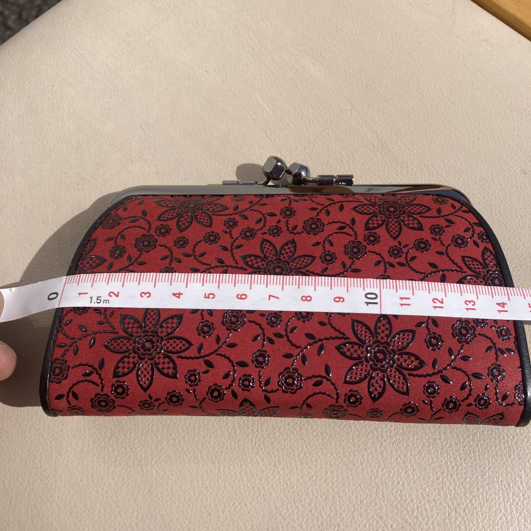 新品 大人気商品  美品】印伝屋 親子がま口財布 赤皮黒漆 花柄（印傳屋（財布）の 小物