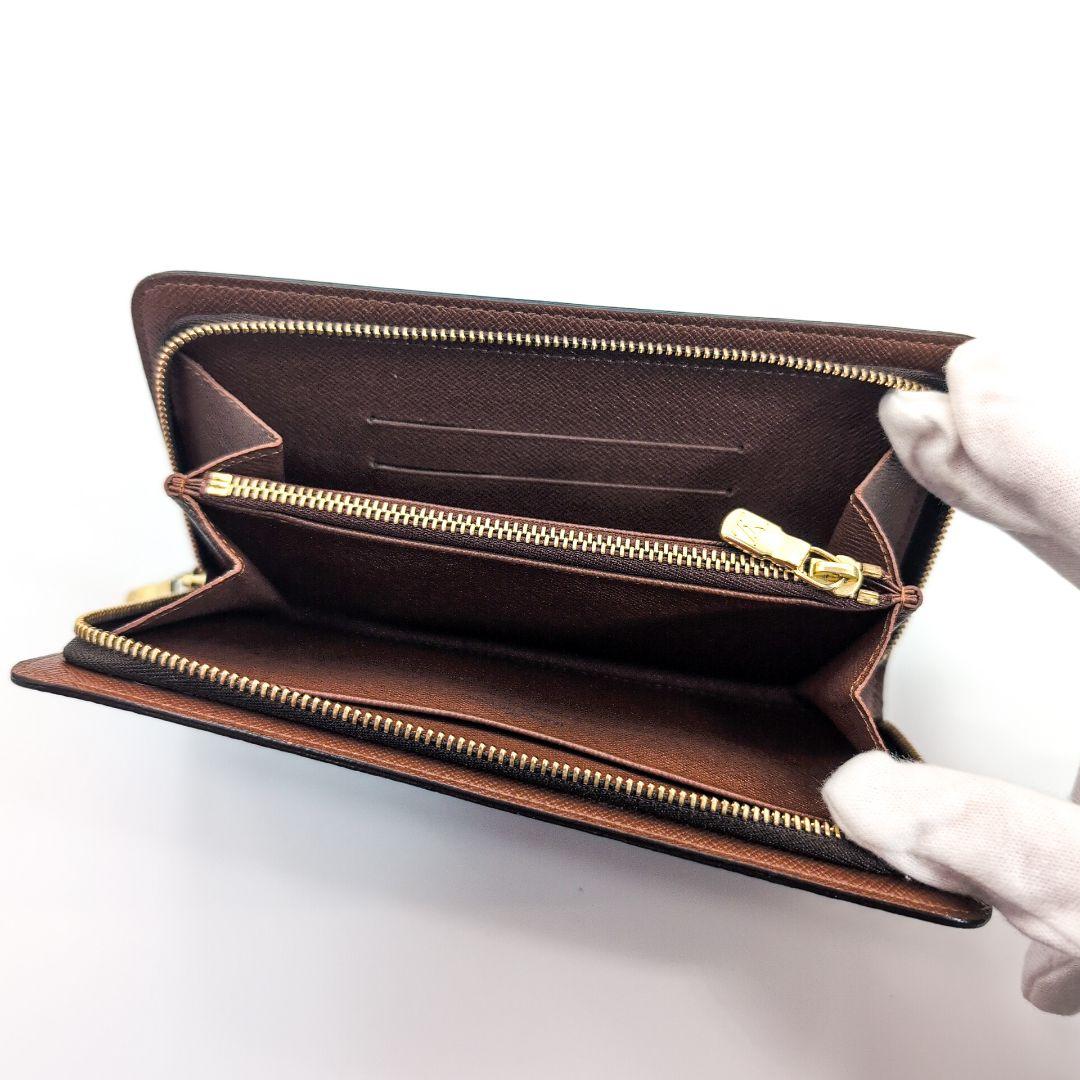 ルイヴィトン　モノグラム　ポルトモネジップ　ほぼ新品