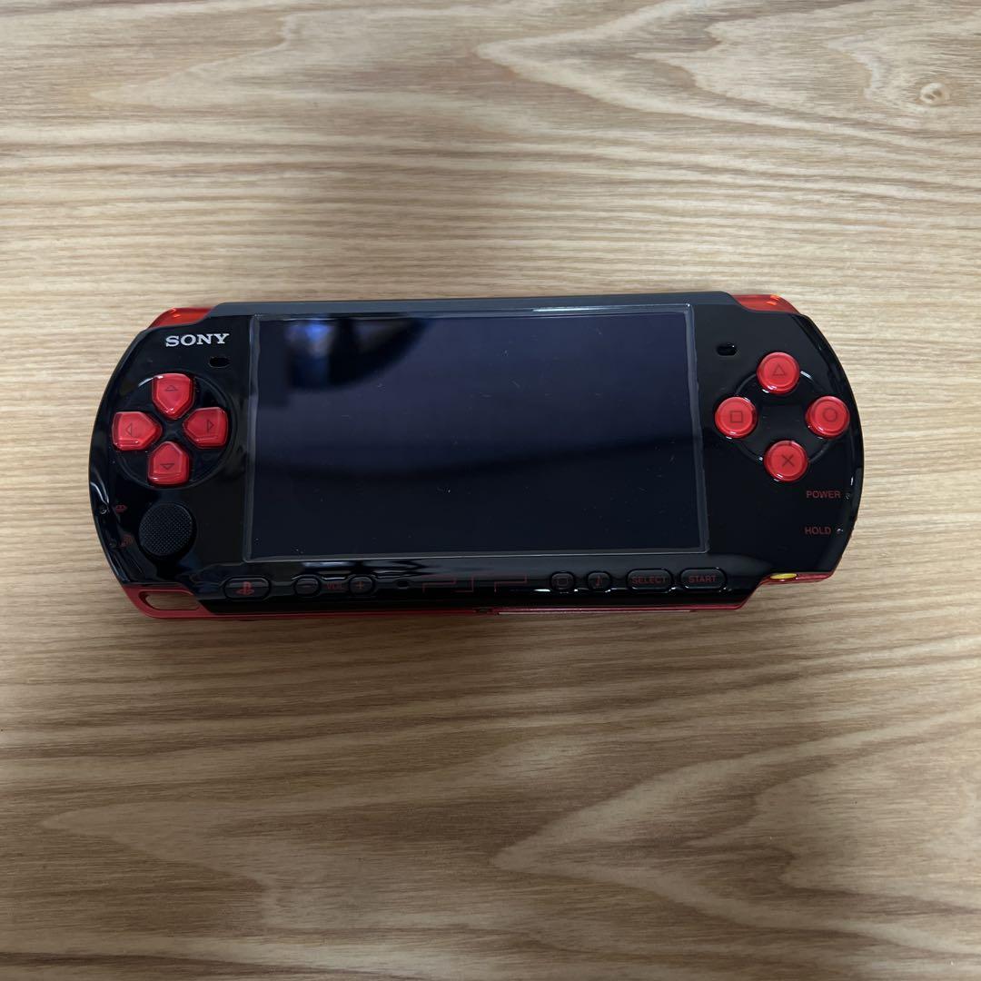 PSP 3000 赤×黒 (ケース、メモリースティック付き) Sony PSP−3000 本体 赤 4GBメモリースティック付き - メルカリ
