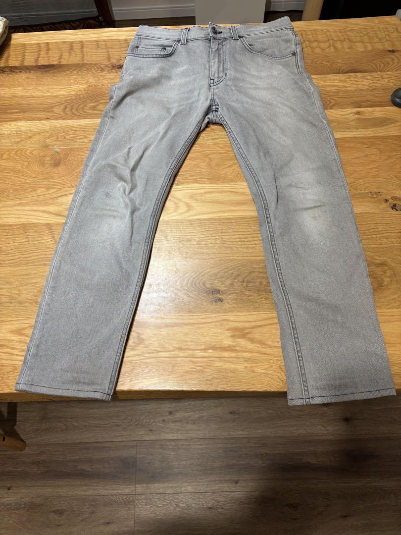 Acne Studios グレー ストレートデニム