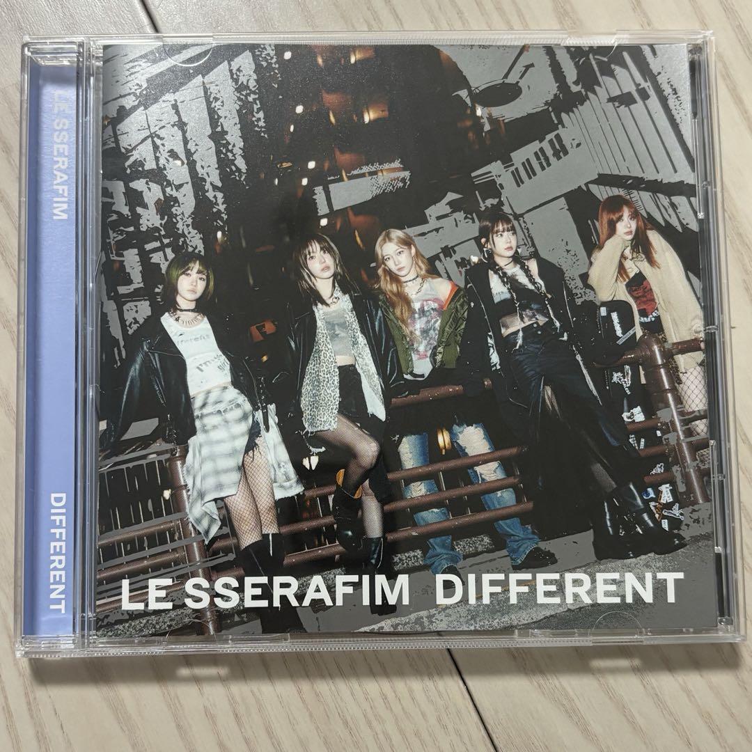 ルセラフィム ルセラ different CD 通常版 ジャケ写 Amazon.co.jp: DIFFERENT(通常盤・初回プレス): ミュージック