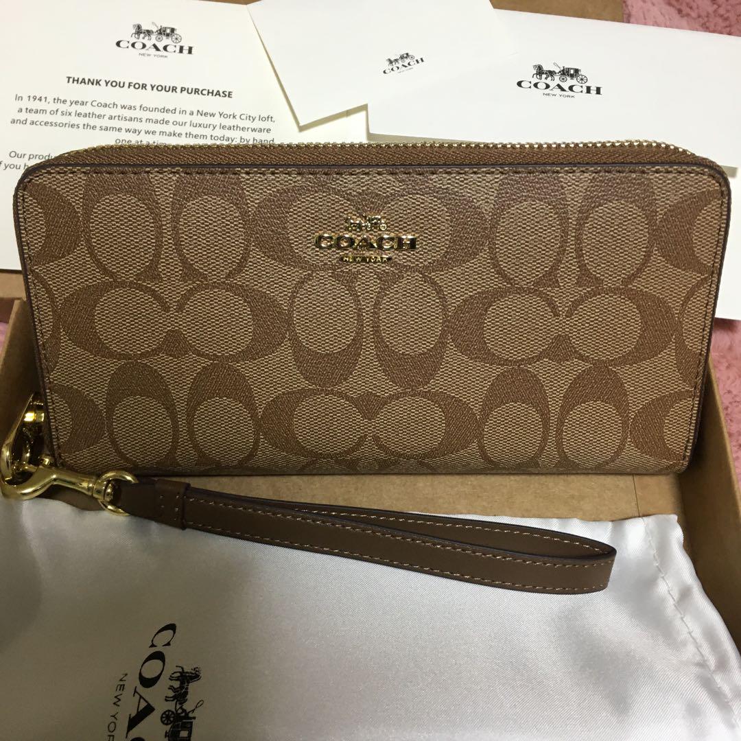 新品 COACH ストラップ付き長財布
