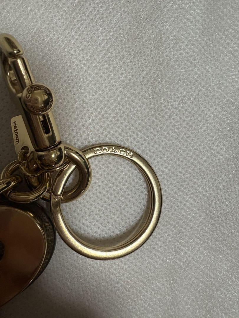 【超美品】COACH ホワイト バッグ ショルダーバッグ チャーム付き